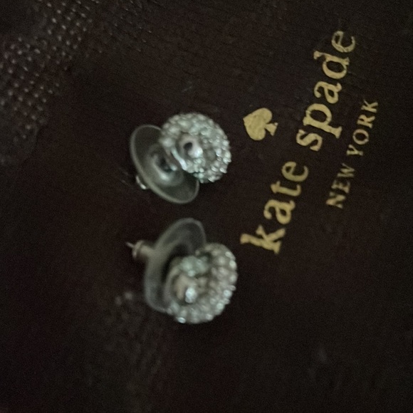 Kate Spade Love Knot stud earrings - Picture 3 of 3